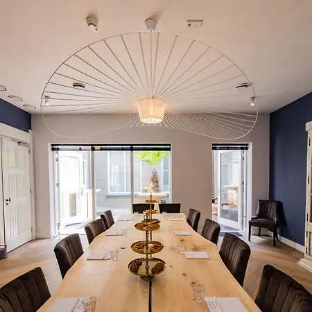 Hotel Stadsvilla Mout Rotterdam-schiedam 4*